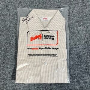 Vintage Unitog Clothing BeigeShirt Size Medium Short Sleeve Blank